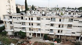 הריסות רחוב המאבק בגבעתיים. פרויקט אאורה ONLY, צילום: דביר אינדיג, פיקוד העורף